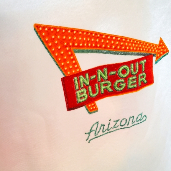 In-N-Out Burger Arizona Small Shirt Unisex - Picture 4 of 4